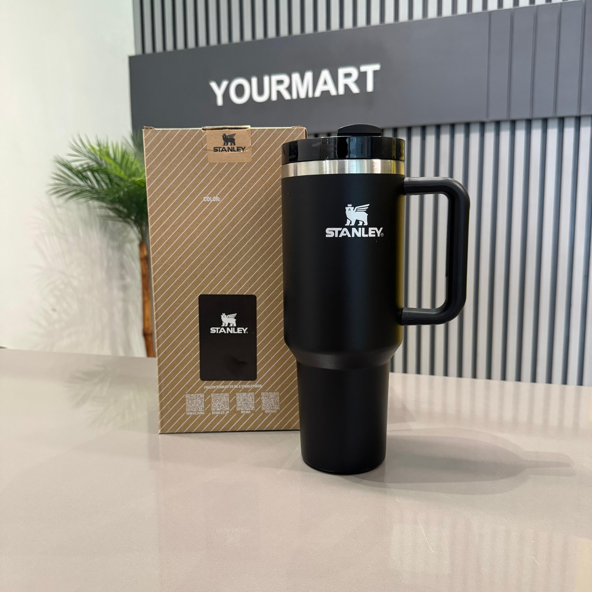 Black Stanley 40 Oz Stainless Steel Tumbler - Image 2